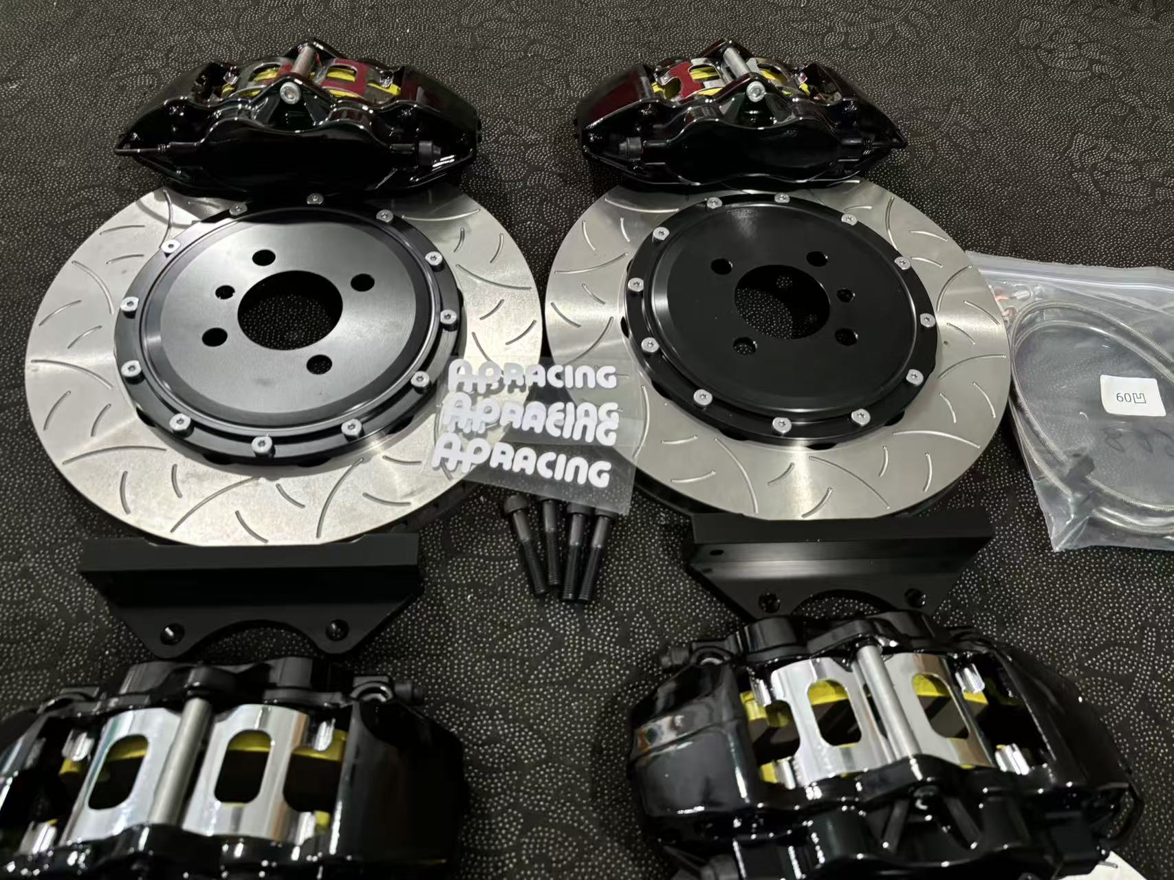 Kompletny zestaw dużych klockó – Front Rear Brake Caliper Bracket Kit recenzja i cena